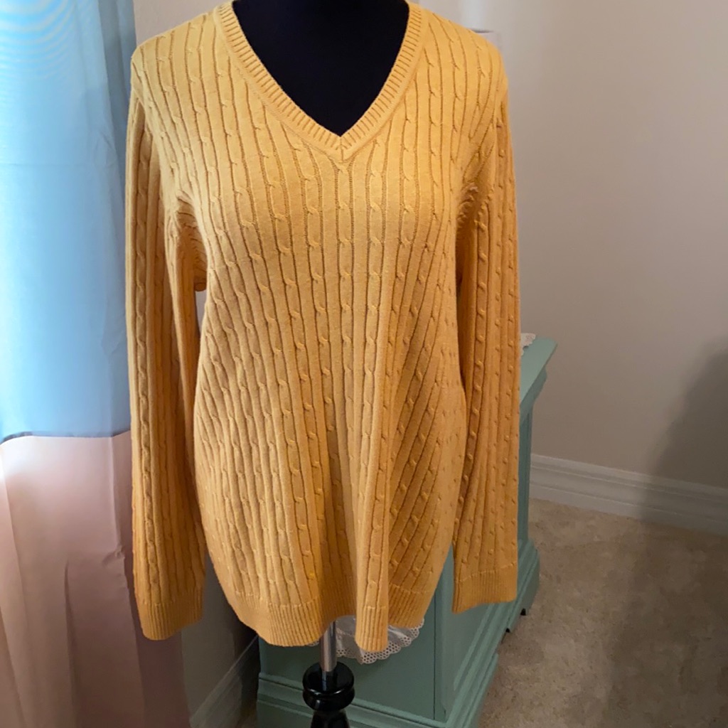 C & B Pullover